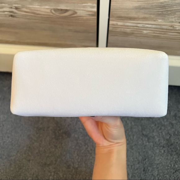 Dior Velvet Cosmetic Pouch - Picture 5 of 6